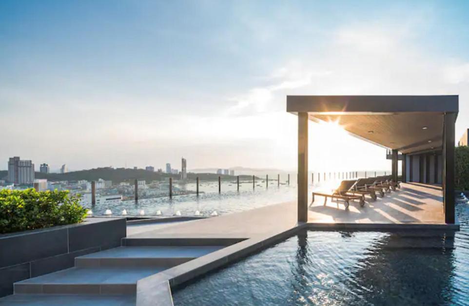 The Base Central Pattaya Quiet King-Bed With Infinity Pool & Free Netflix! エクステリア 写真